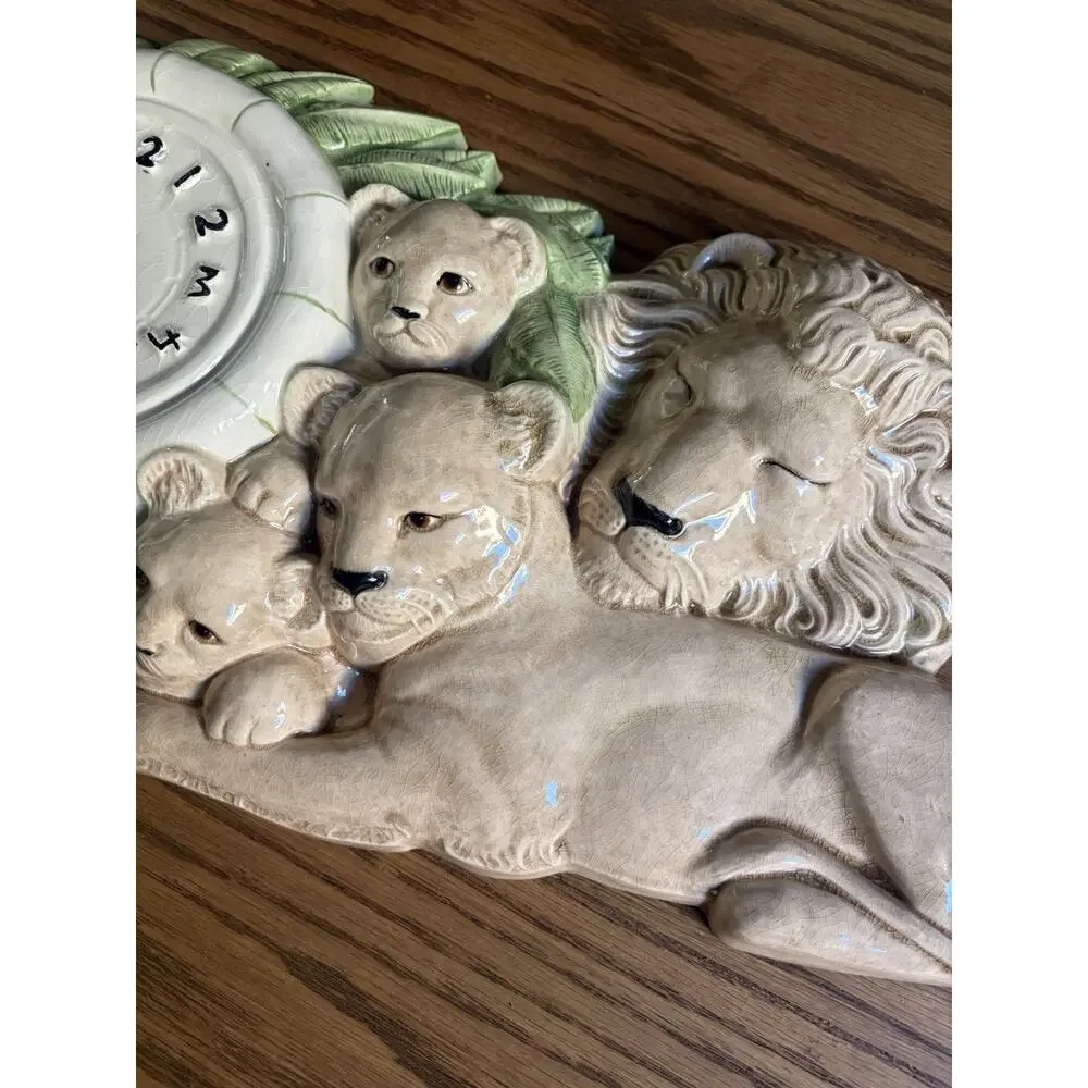 Vintage Holland Mold Ceramic Hand Painted Lion Clock Cottagecore Animal Clock